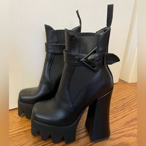 Lamoda perceptions chunky platform boots